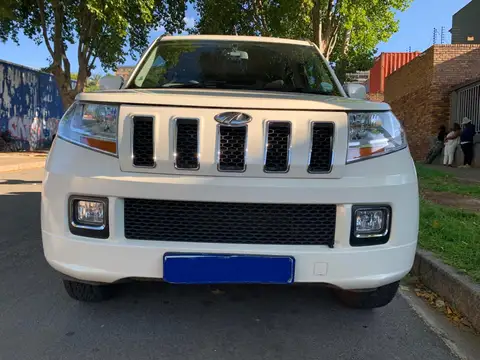 Mahindra TUV300 1.3 T8 mHAWK 7 seats