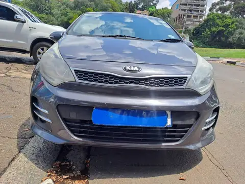 Kia Rio 1.4 Tec with sunroof leather 