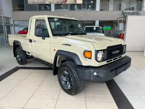 Toyota Land Cruiser 79 2.8GD-6 Single Cab