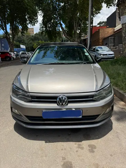 Volkswagen Polo Polo 8 Tsi Sunroof Automatic 