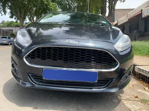 Ford Fiesta 1.0 Ecoboost with leather seat