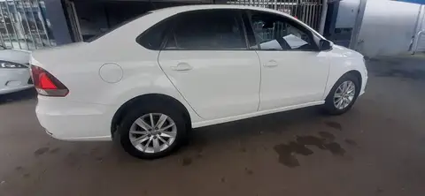 Volkswagen Polo Sedan 