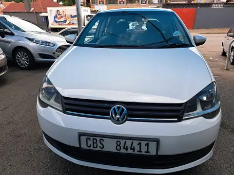 Volkswagen Polo Vivo HATCH 