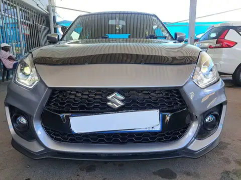 Suzuki Swift + Sport 