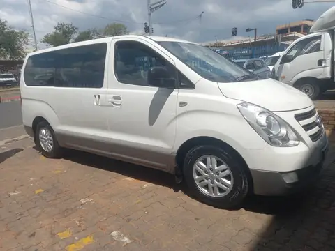 Hyundai H10 2.4 Crew Bus Automatic Petrol 