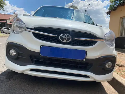 Toyota Vitz 1.0 XR Automatic 