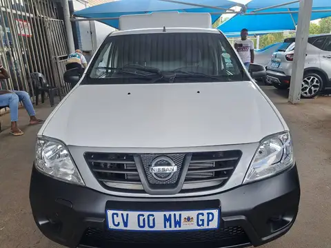 Nissan NP200 Single cab 