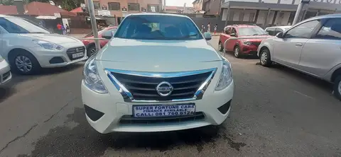 Nissan Almera Acenta 