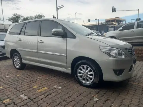 Toyota Innova 2.7 Vvti 7 Seater